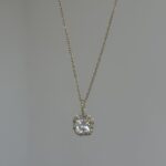 Riris necklace